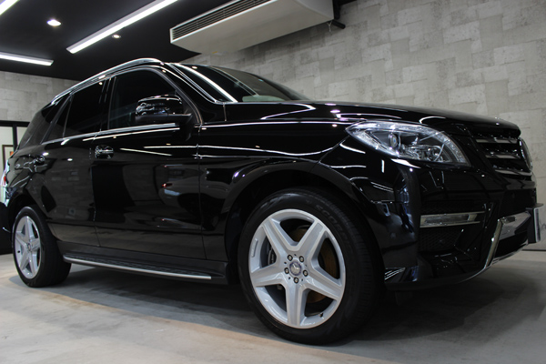 ML350 オプシディアンブラック 右サイド全体