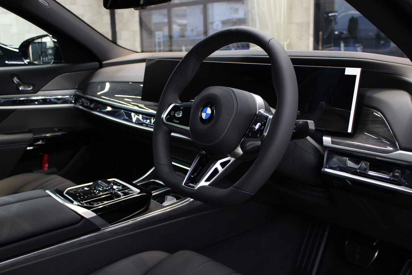 BMW 740i ブラックサファイア 内装コーティング